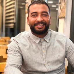 صورة رجائي المصري